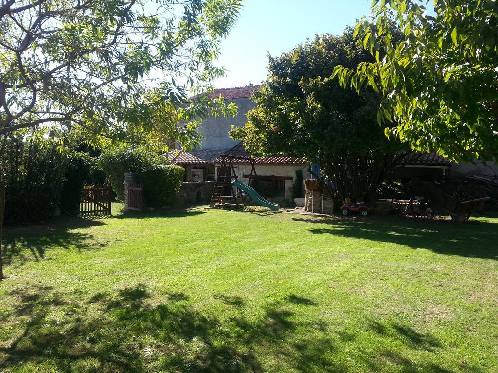 Grange Voutee Avec Jardin Villa Mane Kültér fotó