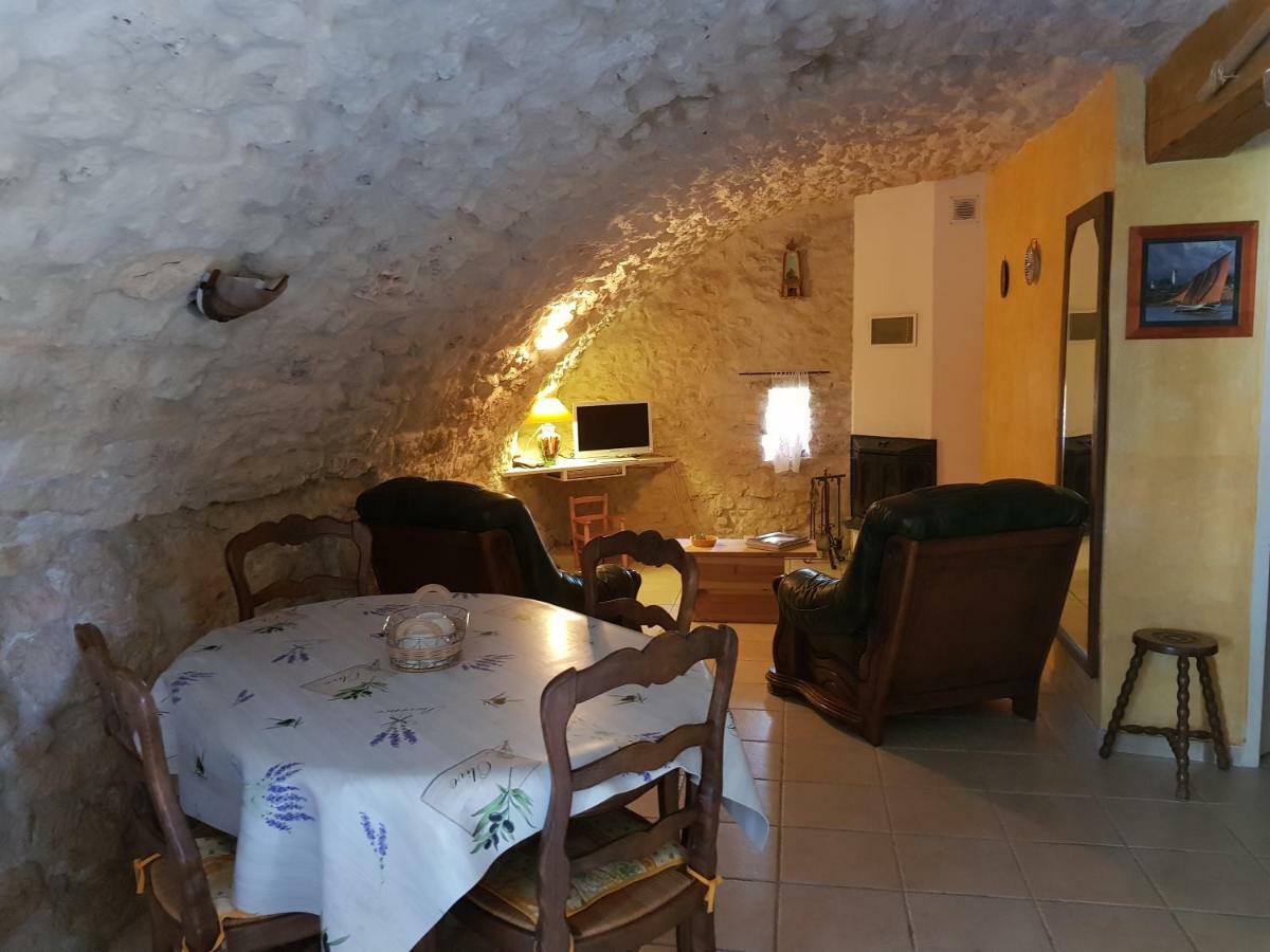 Grange Voutee Avec Jardin Villa Mane Kültér fotó