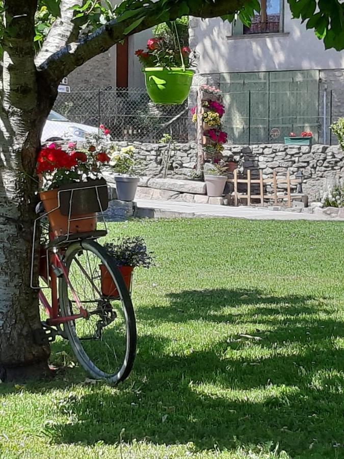 Grange Voutee Avec Jardin Villa Mane Kültér fotó